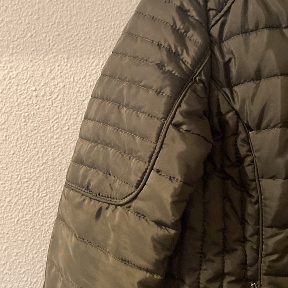 Miss London Black Label green puffer jacket size small - Picture 2 of 5